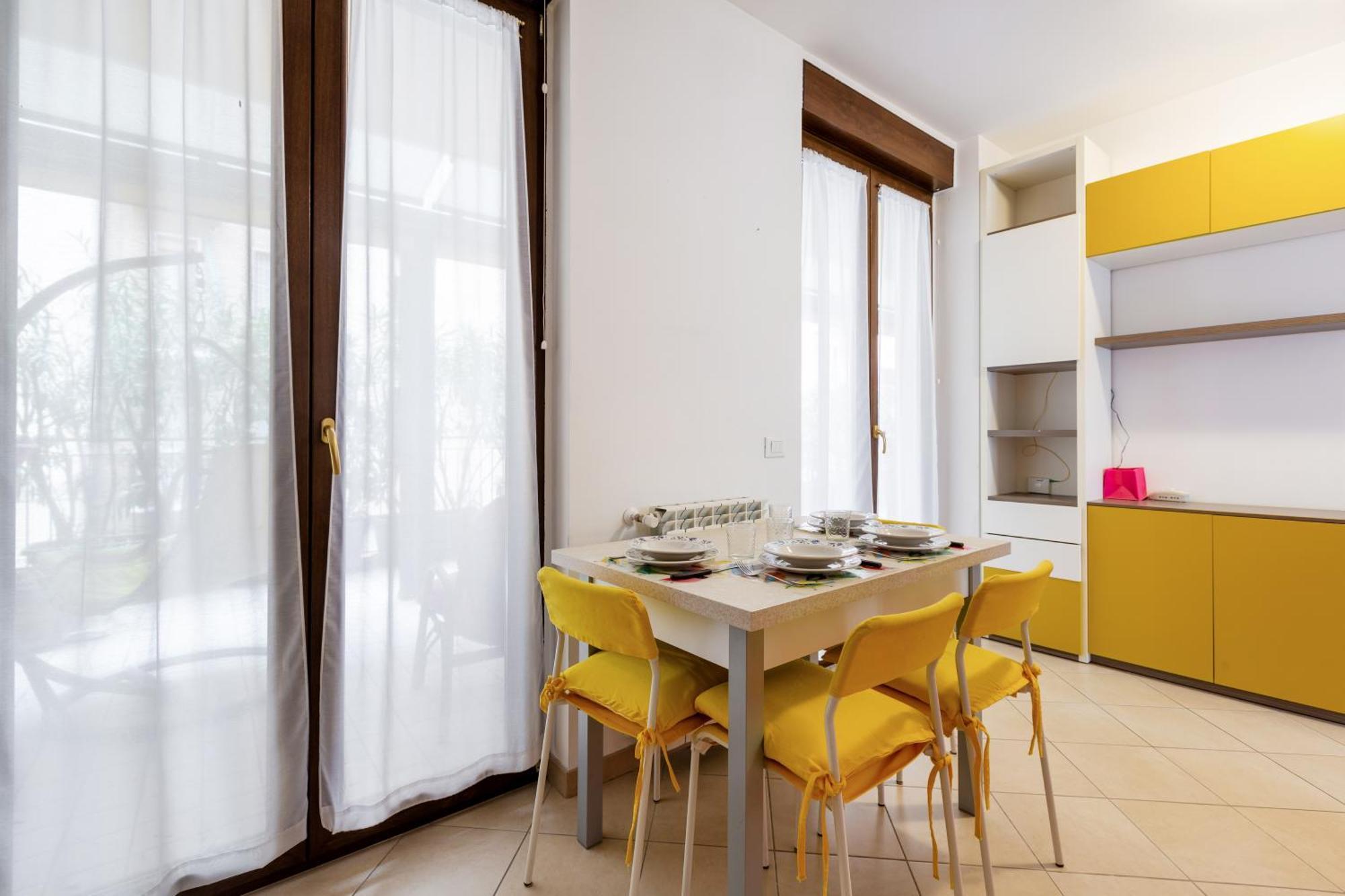 Апартаменты Corsica Huge Terrace Flats Милан Экстерьер фото